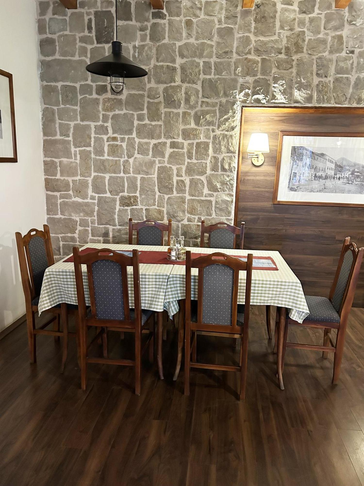 Restaurant & Apartments Jug Sutomore Zewnętrze zdjęcie