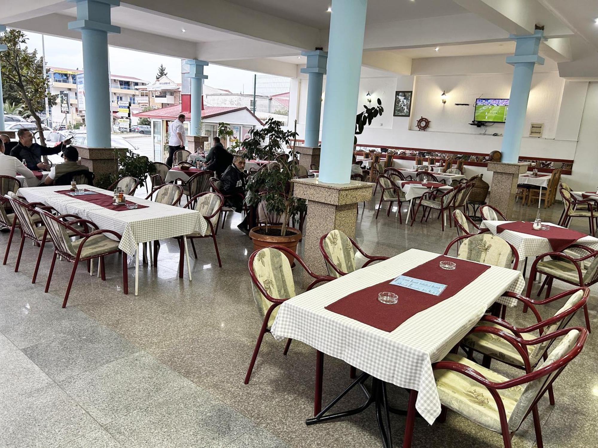 Restaurant & Apartments Jug Sutomore Zewnętrze zdjęcie